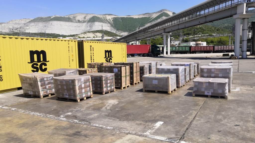 На территории РФ